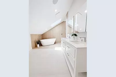 11-13 Lowell St #11B, Arlington, MA 02476 - Photo 6