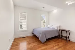 27 Hancock St, Medford, MA 02155 - Photo 10