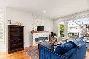 27 Hancock St, Medford, MA 02155 - Photo 6