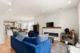 27 Hancock St, Medford, MA 02155 - Photo 8