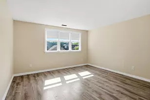 53 Luden St, Springfield, MA 01118 - Photo 28