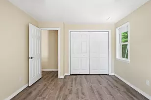 53 Luden St, Springfield, MA 01118 - Photo 18