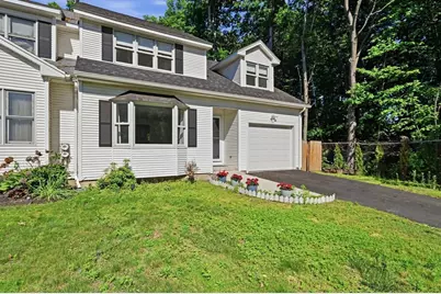 53 Luden St, Springfield, MA 01118 - Photo 2