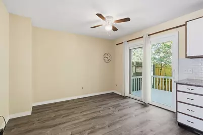53 Luden St, Springfield, MA 01118 - Photo 12