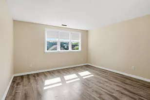 53 Luden St, Springfield, MA 01118 - Photo 28