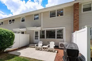 55 Meadowlark Ln, Chicopee, MA 01022 - Photo 18