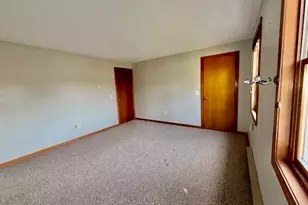 472 Russell Rd, Westfield, MA 01085 - Photo 8
