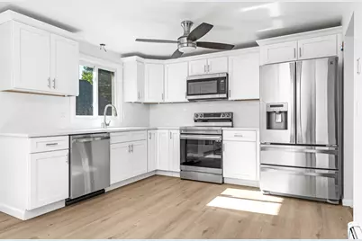 13 Oakdale St, Attleboro, MA 02703 - Photo 4