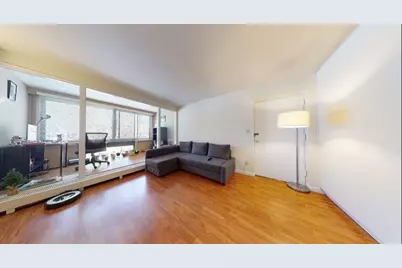 18 Juniper St #49, Brookline, MA 02445 - Photo 4