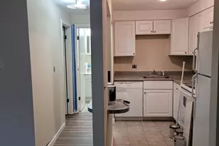 180 Main St, Bridgewater, MA 02324 - Photo 2