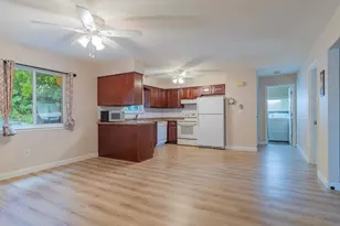 31 Hillcrest, South Hadley, MA 01075 - Photo 4