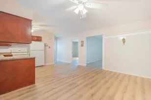 31 Hillcrest, South Hadley, MA 01075 - Photo 8