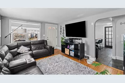 19 Annette St, Pawtucket, RI 02861 - Photo 6