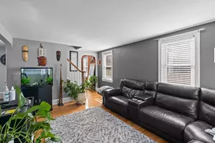 19 Annette St, Pawtucket, RI 02861 - Photo 4