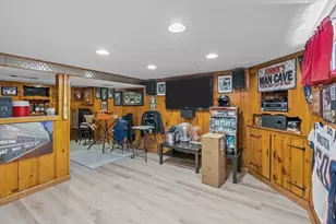 19 Annette St, Pawtucket, RI 02861 - Photo 24