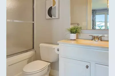 13 Green St #_, Newton, MA 02458 - Photo 12