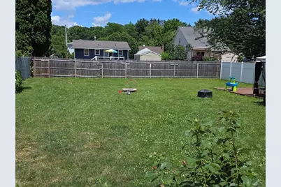 71 Notre Dame St, Westfield, MA 01085 - Photo 12