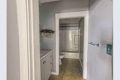 9 Greenwood St #4, Worcester, MA 01607 - Photo 14