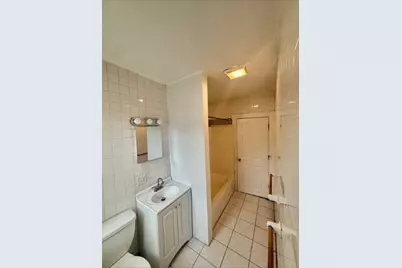 225 Florence St. #2nd fl, Boston, MA 02131 - Photo 16