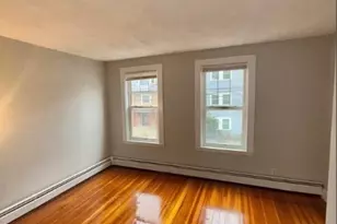225 Florence St, Boston, MA 02131 - Photo 6