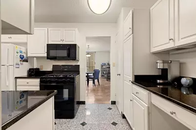77 Pond Ave #901, Brookline, MA 02445 - Photo 10