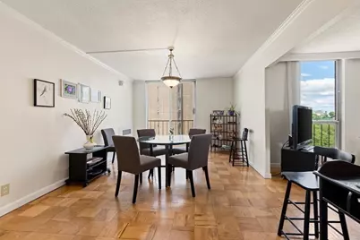 77 Pond Ave #901, Brookline, MA 02445 - Photo 4