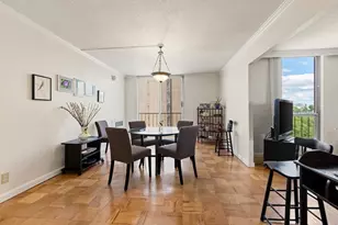 77 Pond Ave, Brookline, MA 02445 - Photo 4