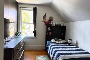 16 Gould Ave, Malden, MA 02148 - Photo 18