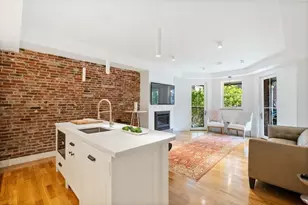 15 Regent Cir, Brookline, MA 02445 - Photo 4