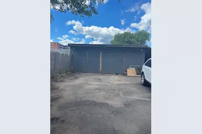 187 Chestnut St, Holyoke, MA 01040 - Photo 4