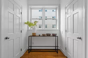 203 Saint Botolph, Boston, MA 02115 - Photo 8