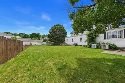 1395-1405 N Main St, Fall River, MA 02720 - Photo 12