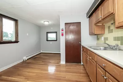 98 Winter St #2, Saugus, MA 01906 - Photo 8