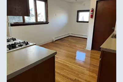 98 Winter St #2, Saugus, MA 01906 - Photo 4