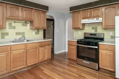 98 Winter St #2, Saugus, MA 01906 - Photo 10