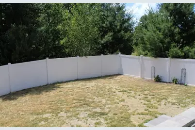 7 Tabor Rd, Uxbridge, MA 01569 - Photo 6