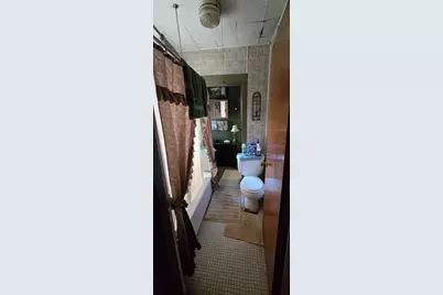 20 Rathburn St, Chicopee, MA 01020 - Photo 18