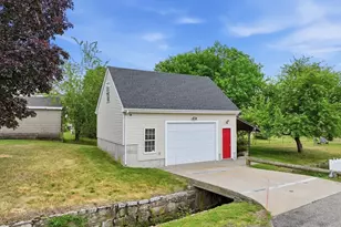 12 Lawrence St, Milford, MA 01757 - Photo 26