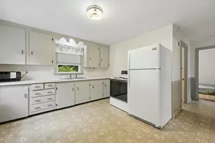 29 Courtland St, Worcester, MA 01602 - Photo 16