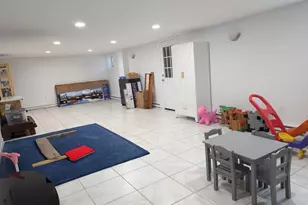 86 Edwards St, Fitchburg, MA 01420 - Photo 14