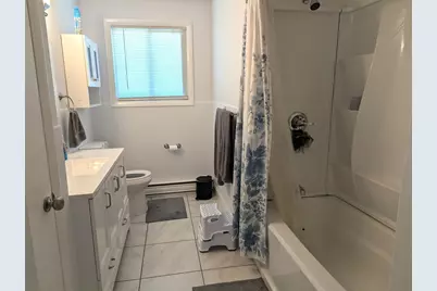 86 Edwards St, Fitchburg, MA 01420 - Photo 10