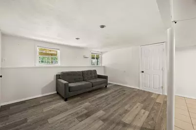339 Auburn St, Bridgewater, MA 02324 - Photo 22