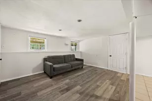 339 Auburn St, Bridgewater, MA 02324 - Photo 22