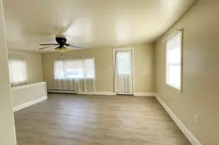 45 Pike St, Salisbury, MA 01952 - Photo 6