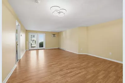 11 Gibbs St #B17, Worcester, MA 01607 - Photo 8