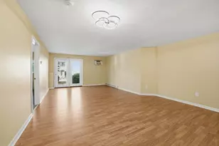 11 Gibbs St, Worcester, MA 01607 - Photo 8