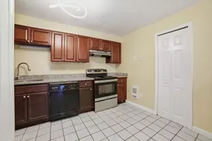 11 Gibbs St, Worcester, MA 01607 - Photo 6