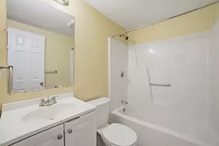 11 Gibbs St, Worcester, MA 01607 - Photo 16
