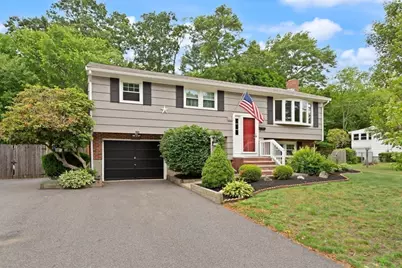 15 W. Meadow Dr, Brockton, MA 02302 - Photo 2