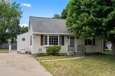 1534 Donohue Rd, Chicopee, MA 01020 - Photo 2